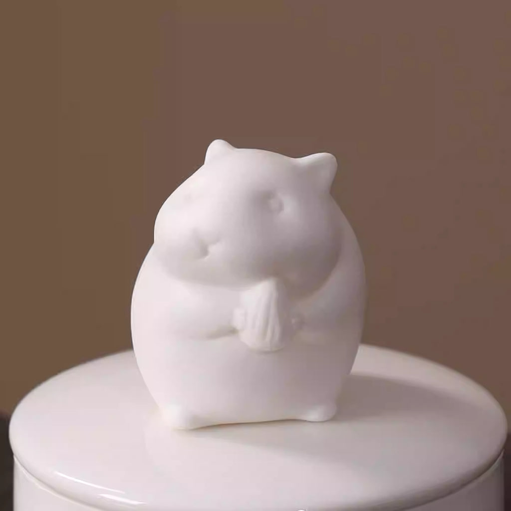 Beautiful small Amberra ceramic porcelain white urn to store the ashes of your hamster, mouse or rat and keep the memory alive