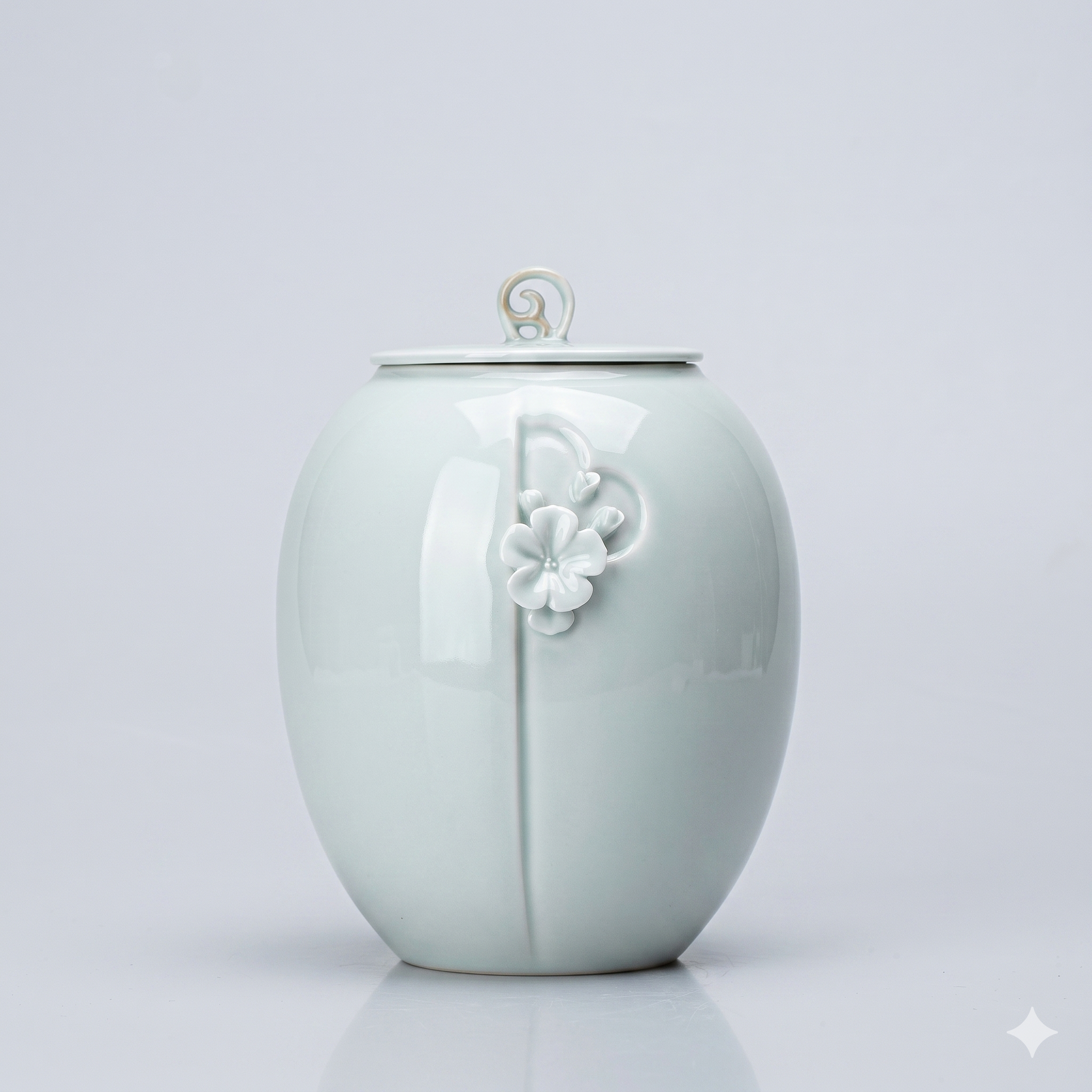Beautiful large cloud-blue ceramic porcelain 2 liter ceramic animal pet urn with floral design